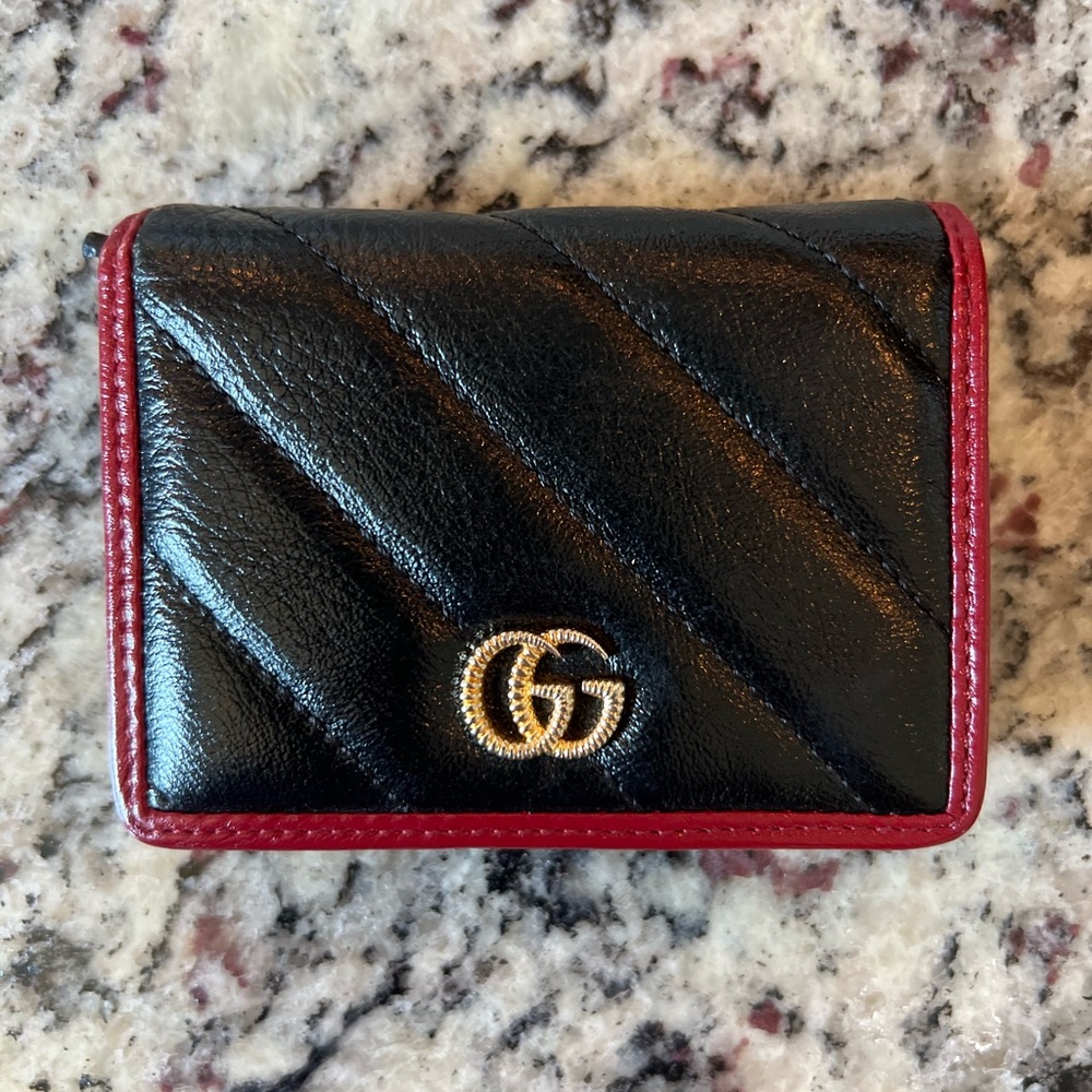 Gucci GG Marmont Torchon Bi-Fold Wallet